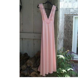 💕 LONG  SEXY VINTAGE NIGHTGOWN 💕